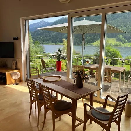 Feriensuiten Deluxe Διαμέρισμα Weissensee