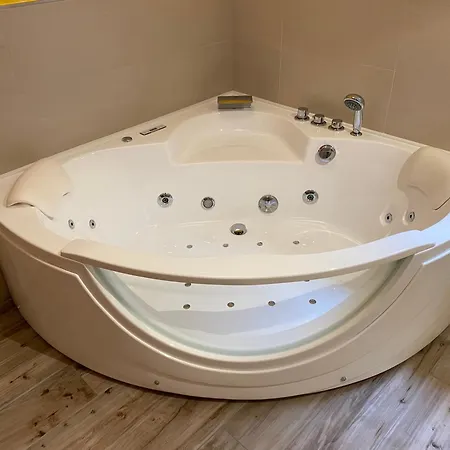 Feriensuiten Deluxe * Weissensee